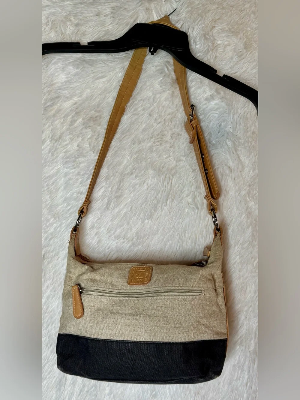 Stone Mountain Color Block Crossbody Bag - Picture 8 of 12